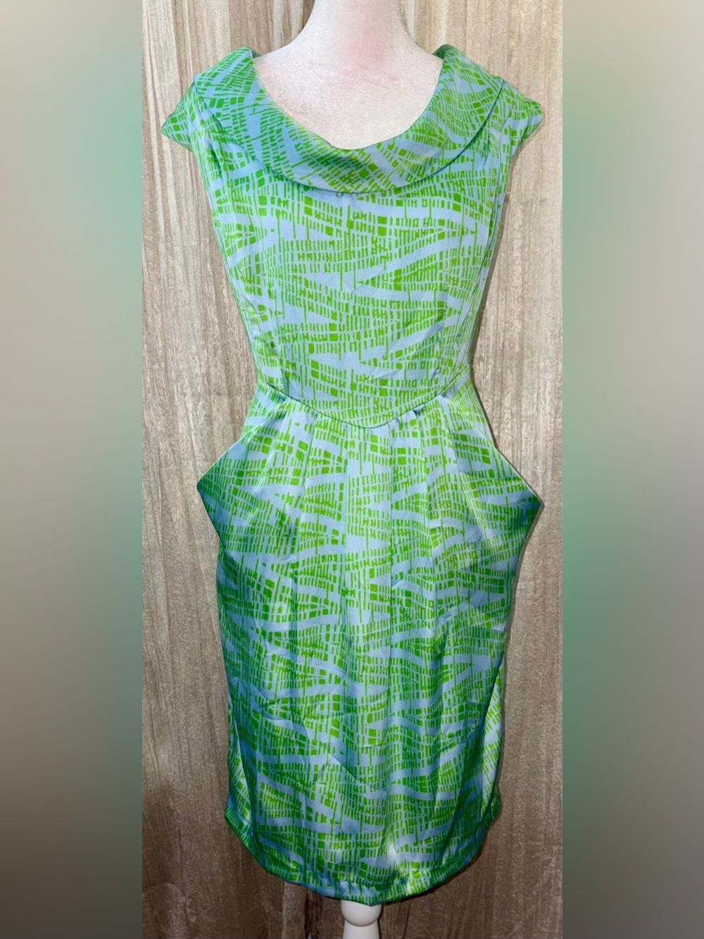 KDL Signature sleeveless cocktail dress neon green pattern small
